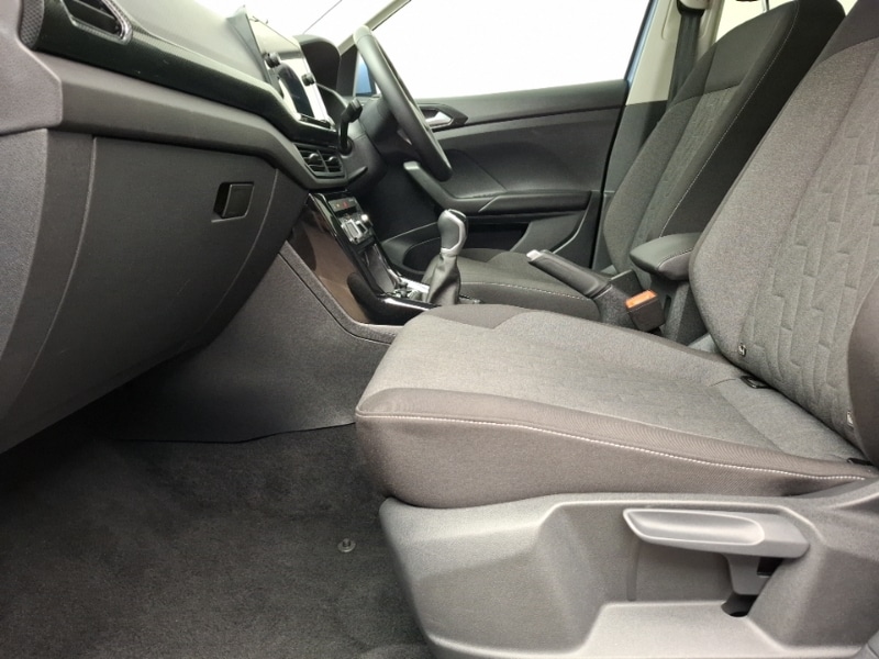 Used Volkswagen T-Cross 2025 for sale - 76169368: Photo 5
