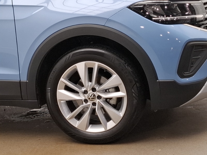 Used Volkswagen T-Cross 2025 for sale - 76169368: Photo 9