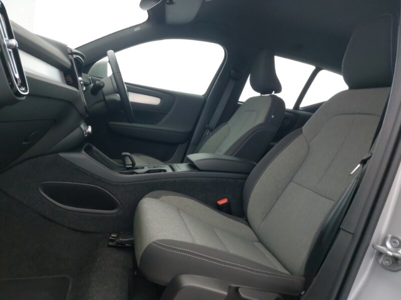 Used Volvo XC40 2024 for sale - 76925537: Photo 12