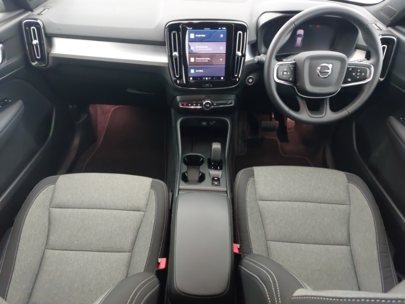 Used Volvo XC40 2024 for sale - 76925537: Photo 2