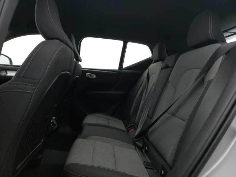 Used Volvo XC40 2024 for sale - 76925537: Photo 6