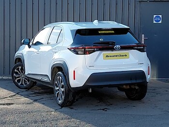 Used Toyota Yaris Cross 2022 for sale - 77325730: Photo