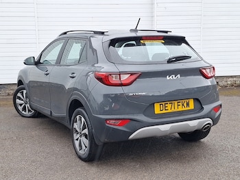 Used Kia Stonic 2021 for sale - 79164252: Photo