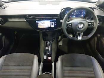 Used Alfa Romeo Junior 2025 for sale - 78259675: Photo