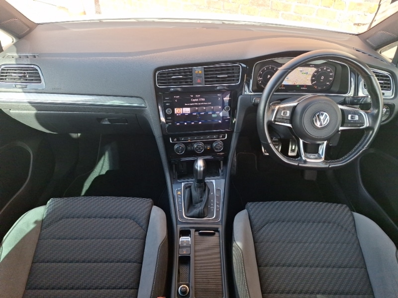 Used Volkswagen Golf 2020 for sale - 76708873: Photo 2