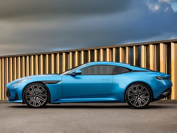 Used Aston Martin V8 2024 for sale - 77010993: Photo