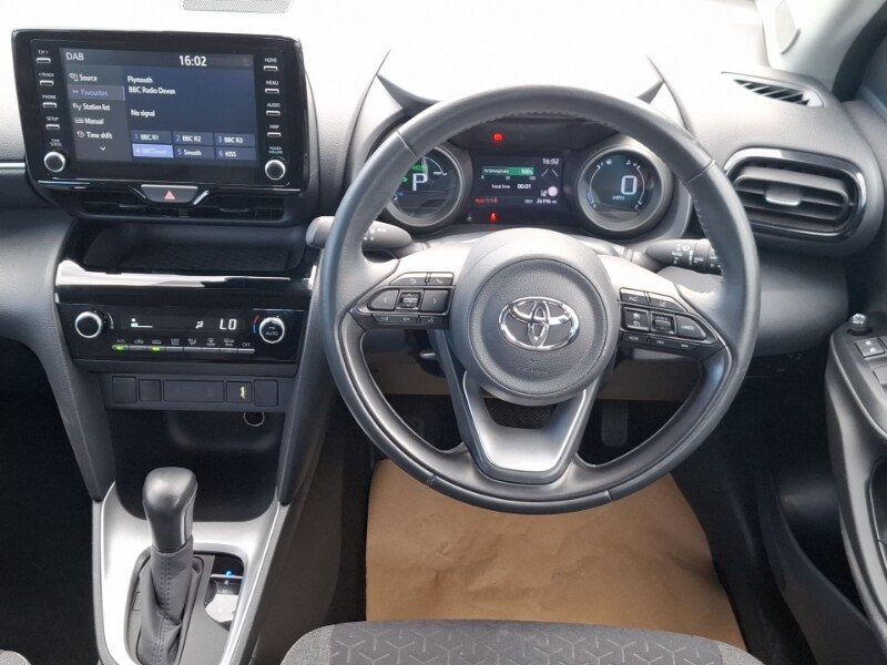 Used Toyota Yaris Cross 2022 for sale - 77536942: Photo 7