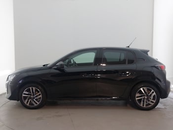 Used Peugeot 208 2023 for sale - 76233235: Photo 4