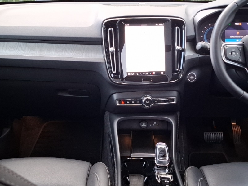 Used Volvo XC40 2024 for sale - 77134621: Photo 10