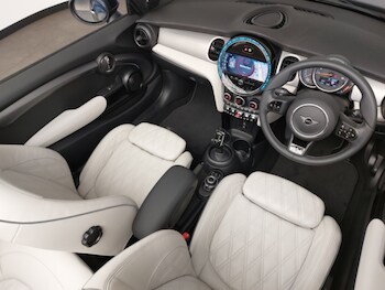 Used MINI Convertible 2023 for sale - 77955682: Photo