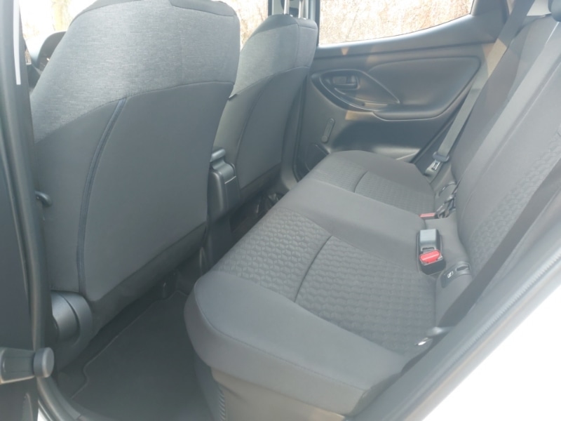 Used Toyota Yaris 2023 for sale - 77380235: Photo 6