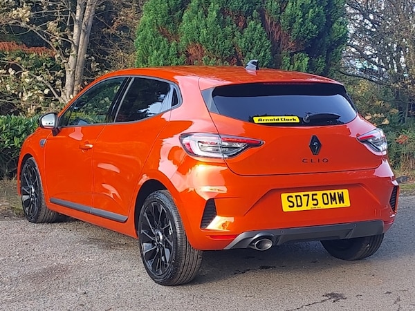 Used Renault Clio 2025 for sale - 76225561: Photo 3