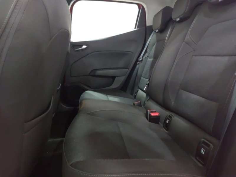 Used Renault Clio 2023 for sale - 78023379: Photo 6