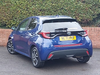 Used Toyota Yaris 2021 for sale - 76135518: Photo 3