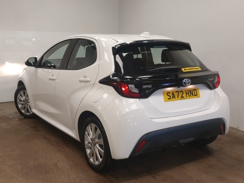 Used Toyota Yaris 2022 for sale - 76630957: Photo 3