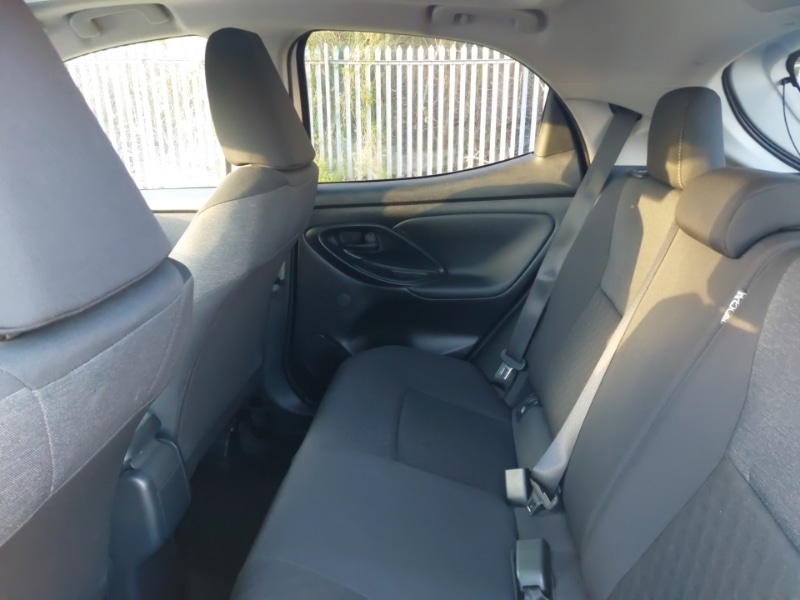 Used Toyota Yaris 2022 for sale - 77338730: Photo 6