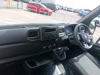 Used Renault Master 2023 for sale - 77197062: Photo