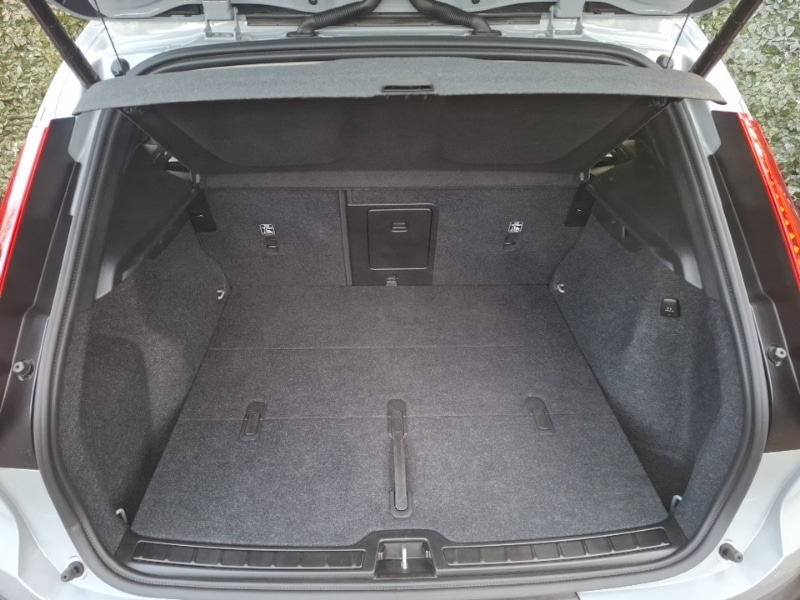 Used Volvo XC40 2024 for sale - 77540451: Photo 8