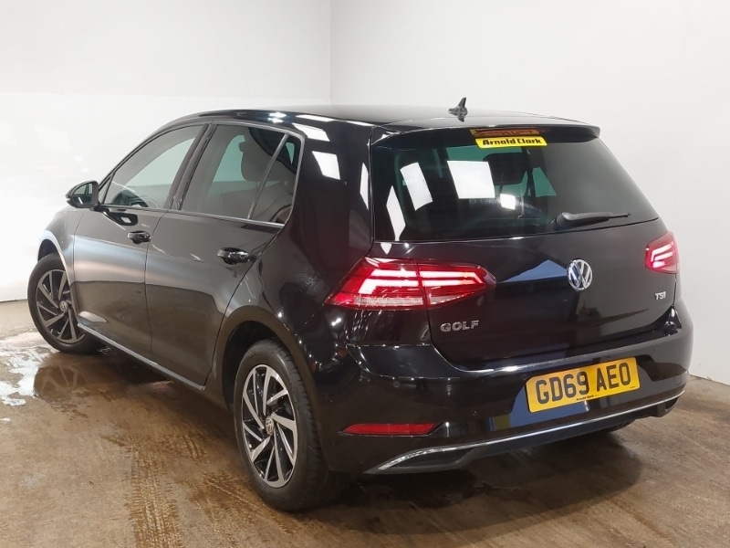 Used Volkswagen Golf 2019 for sale - 76912280: Photo 3