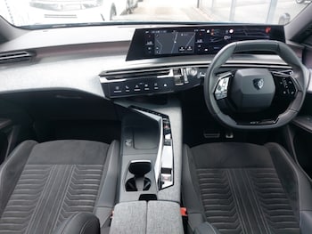 Used Peugeot 3008 2024 for sale - 77028826: Photo