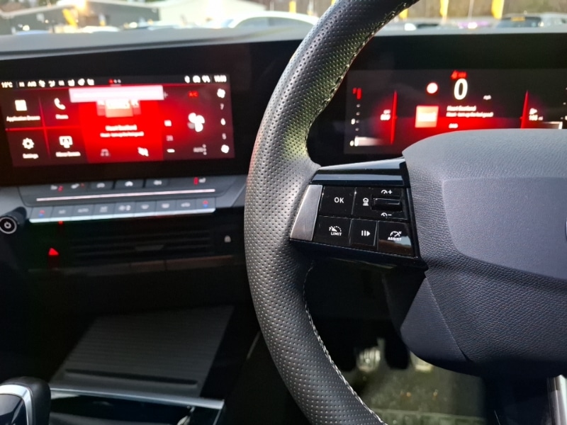 Used Vauxhall Astra 2024 for sale - 76932770: Photo 12