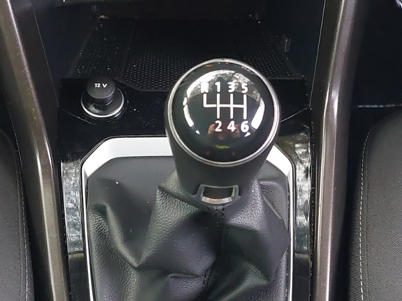 Used Volkswagen T-Roc 2019 for sale - 76764590: Photo 11