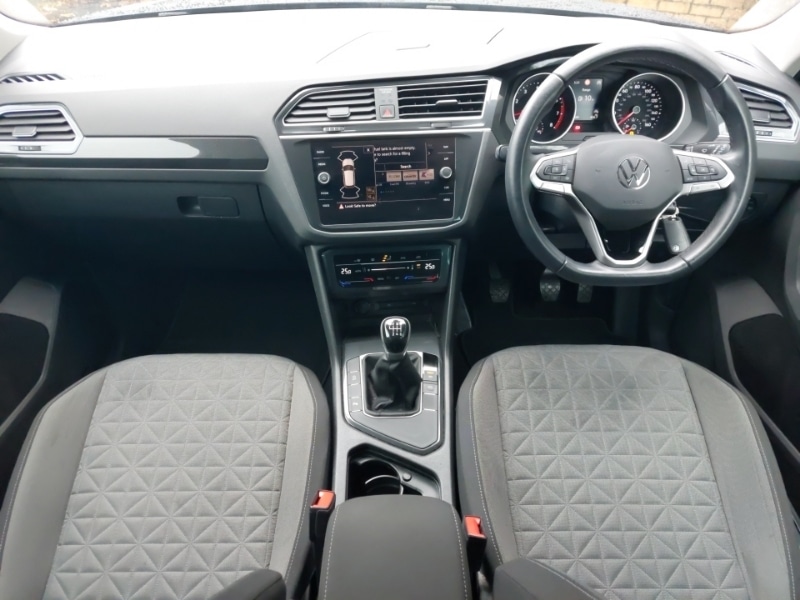 Used Volkswagen Tiguan 2020 for sale - 76544226: Photo 2