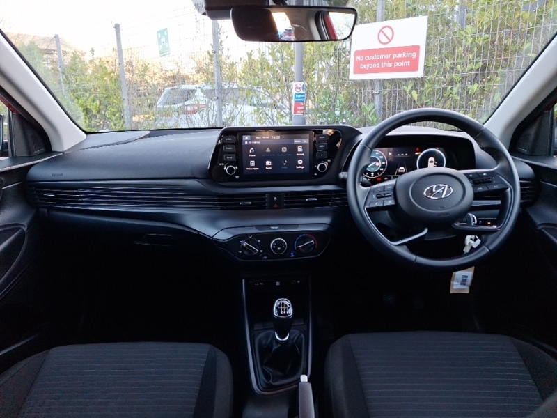 Used Hyundai i20 2023 for sale - 78066360: Photo 2