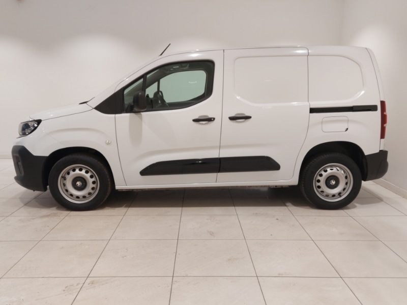 Used Vauxhall Combo 2024 for sale - 76523803: Photo 4