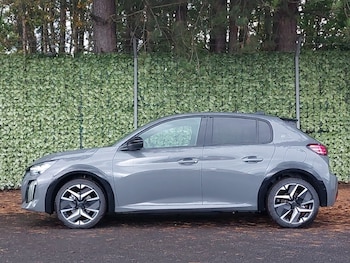 Used Peugeot 208 2025 for sale - 76155620: Photo 4