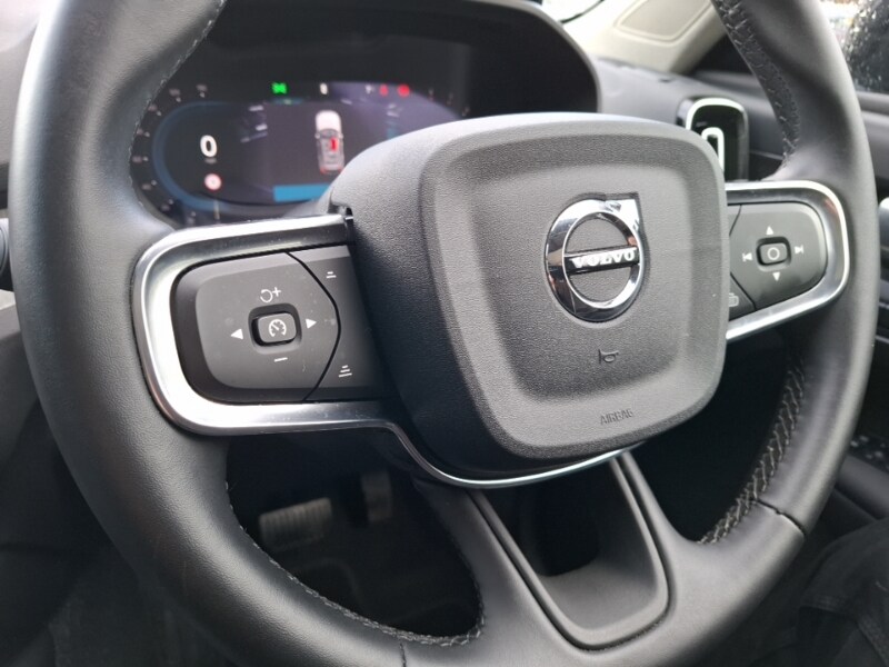 Used Volvo XC40 2024 for sale - 77923661: Photo 12