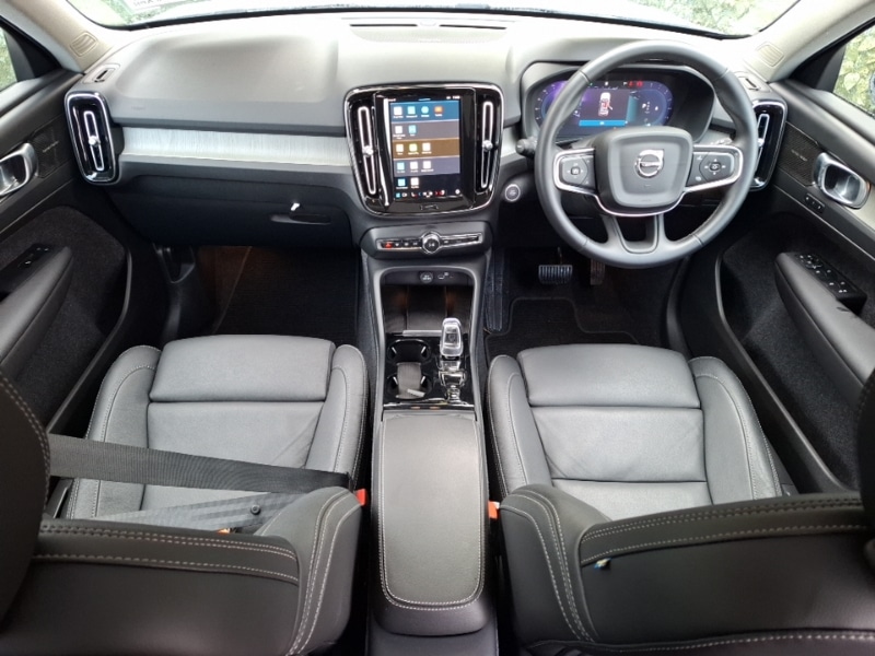 Used Volvo XC40 2024 for sale - 77923661: Photo 2