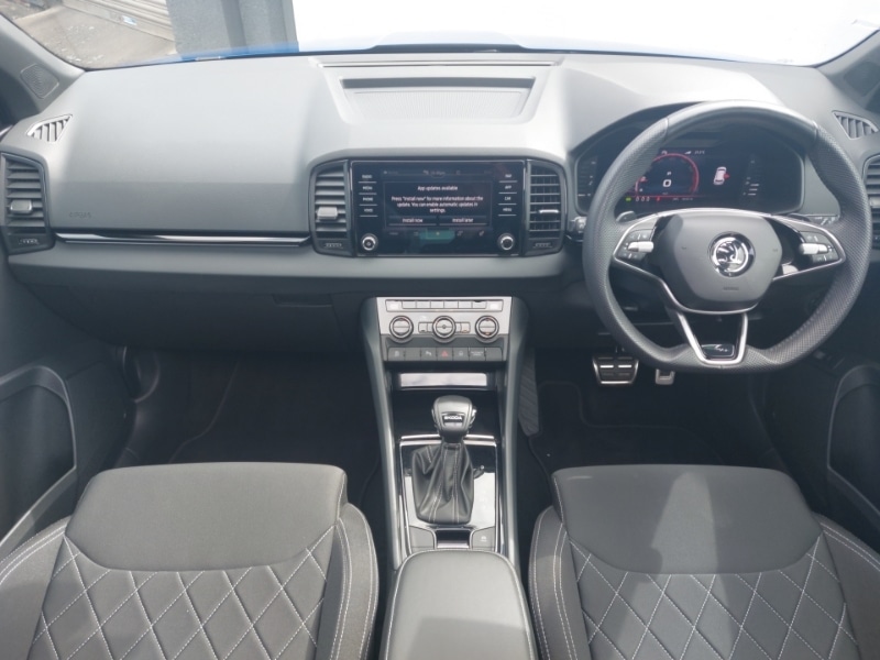 Used Skoda Karoq 2024 for sale - 76708851: Photo 2