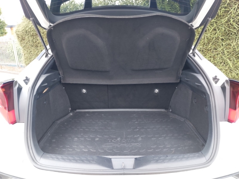 Used Toyota C-HR 2020 for sale - 76745857: Photo 8