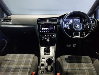 Used Volkswagen Golf 2020 for sale - 76664244: Photo