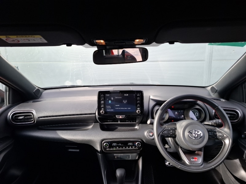 Used Toyota Yaris 2023 for sale - 78014108: Photo 2