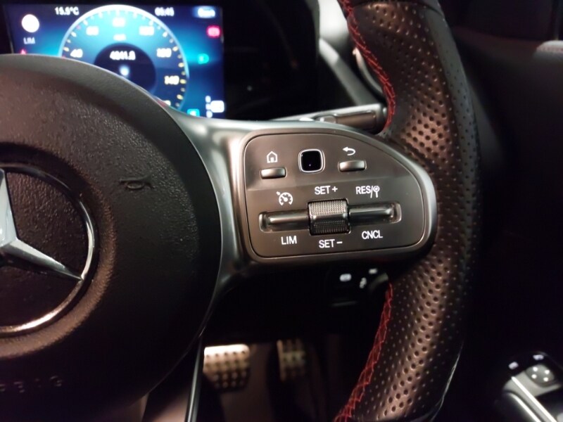 Used Mercedes-Benz GLA 2022 for sale - 77569436: Photo 11