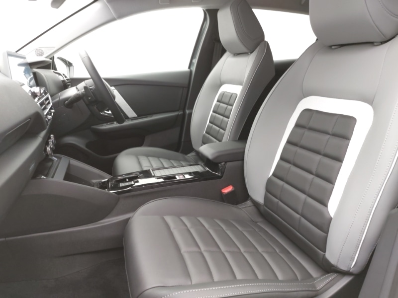 Used Citroen C4 2025 for sale - 76583952: Photo 5