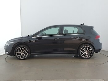 Used Volkswagen Golf 2021 for sale - 78327889: Photo