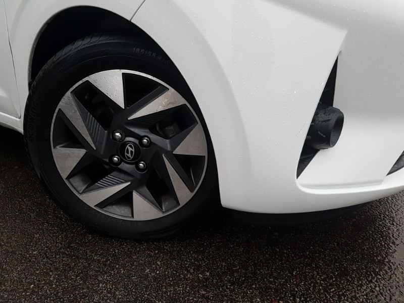 Used Hyundai i10 2024 for sale - 76959623: Photo 9