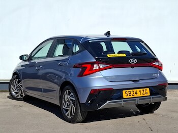 Used Hyundai i20 2024 for sale - 78635402: Photo