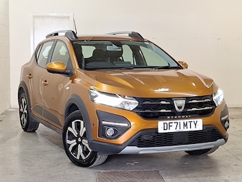 Used Dacia Sandero Stepway 2022 for sale - 76700442: Photo