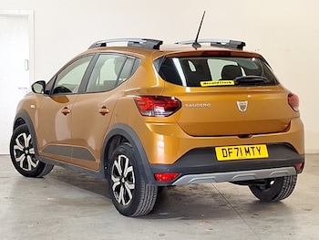 Used Dacia Sandero Stepway 2022 for sale - 76700442: Photo