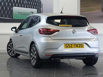 Used Renault Clio 2023 for sale - 79342720: Photo