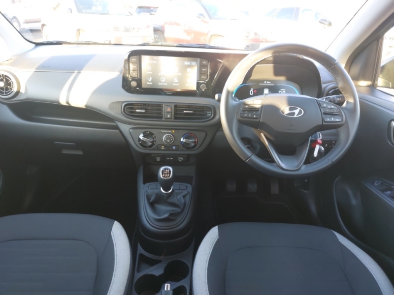 Used Hyundai i10 2023 for sale - 77190201: Photo 2