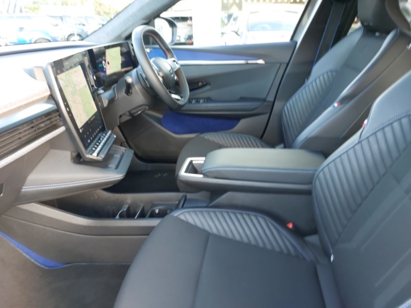 Used Renault Scenic E-Tech 2024 for sale - 76465756: Photo 5