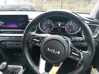 Used Kia Ceed 2022 for sale - 76666455: Photo