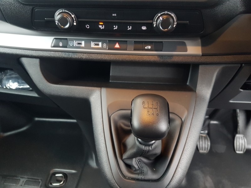 Used Vauxhall Vivaro 2024 for sale - 76912296: Photo 11