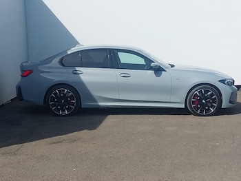 Used BMW 3 Series 2025 for sale - 79294252: Photo