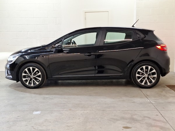Used Renault Clio 2023 for sale - 76220771: Photo 4
